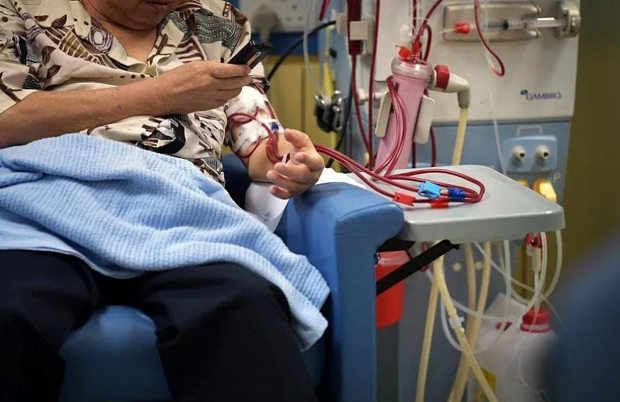  ​For older and frail patients, or those with other ailments, going on dialysis might be detrimental rather than beneficial. ST PHOTO KUA CHEE SIONG 