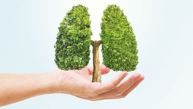 is the only institution in Singapore that
performs lung transplantation.