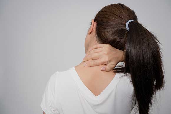 neck pain as a symptom of cervical spondylosis